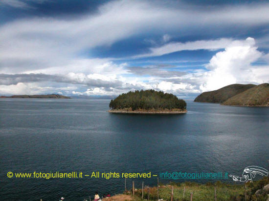 titicaca lake sun island